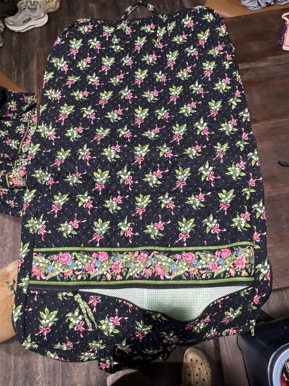 Vera Bradley Quilted Floral “new hope” Garment Bag with Pink Bow Accents